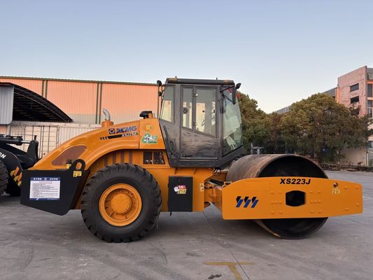 Używany XCMG XS223J kompaktor jednoburbowy Łatwe obsługiwanie i dobry stan