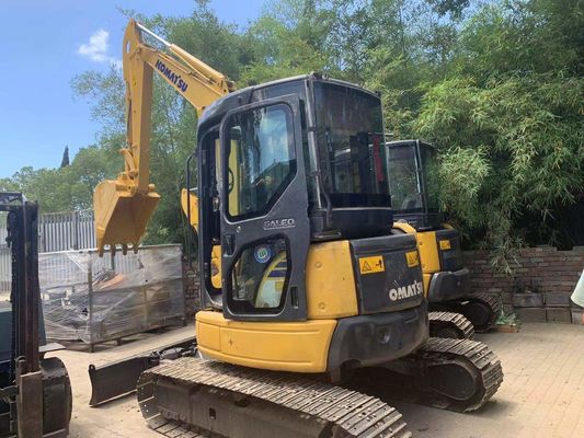 Używany PC50MR-2 Komatsu Mini Digger Zamknięta Kabina Na Placu Budowlanym