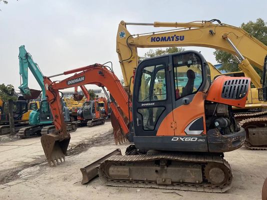 2018 Rok używany mini grabarz Doosan DX60-9C W doskonałym stanie/Sprzedawany mini grabarz Doosan