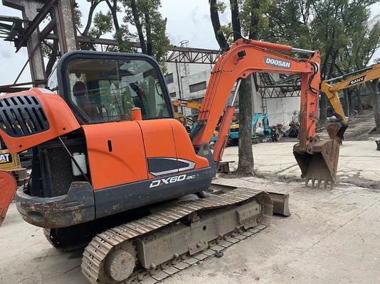 2018 Rok używany mini grabarz Doosan DX60-9C W doskonałym stanie/Sprzedawany mini grabarz Doosan