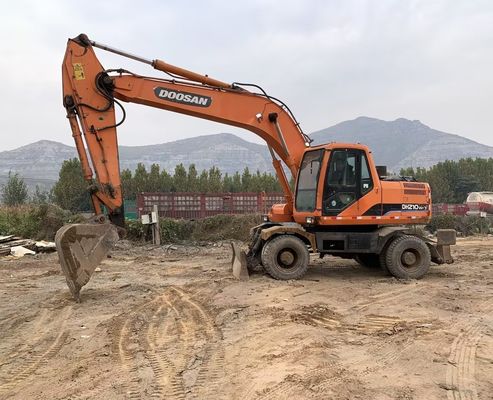 Kolor oryginalny Wyposażone koparki na kółkach Doosan DH210W-7 W dobrym stanie/Wyposażone koparki na kółkach Doosan Do sprzedaży