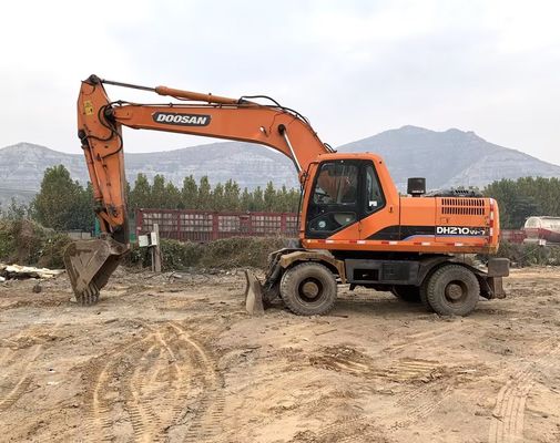 Kolor oryginalny Wyposażone koparki na kółkach Doosan DH210W-7 W dobrym stanie/Wyposażone koparki na kółkach Doosan Do sprzedaży