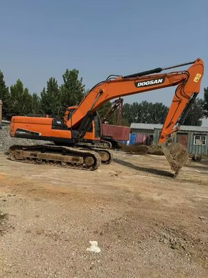 /Oryginalny kolor /Używany grabarz Doosan DX225LC-9C w doskonałym stanie.