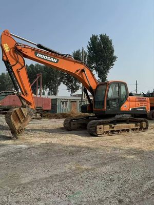 /Oryginalny kolor /Używany grabarz Doosan DX225LC-9C w doskonałym stanie.