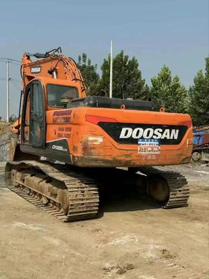 /Oryginalny kolor /Używany grabarz Doosan DX225LC-9C w doskonałym stanie.