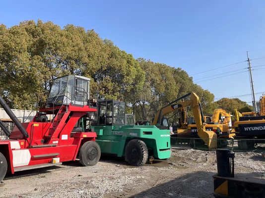 Mitsubishi F300 używany wózek widłowy używany 30 ton