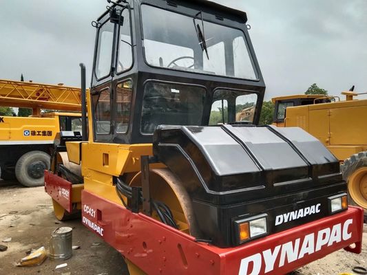 Dynapac CC421 używany wózek drogowy z podwójnym bębnem wózek drogowy o wysokiej wydajności Szwecja