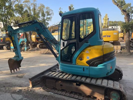 W Japonii używana mini koparka Kubota U40-5 z wydajnym systemem hydraulicznym
