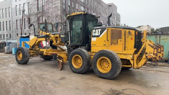 Oryginalny Japoński Caterpillar 160M w doskonałym stanie.