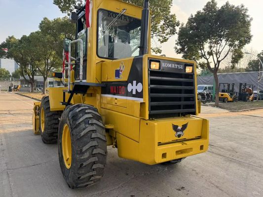 Oryginalny Japoński używany Komatsu WA100-1 Ładowarki kołowe pracujące w ogrodzie