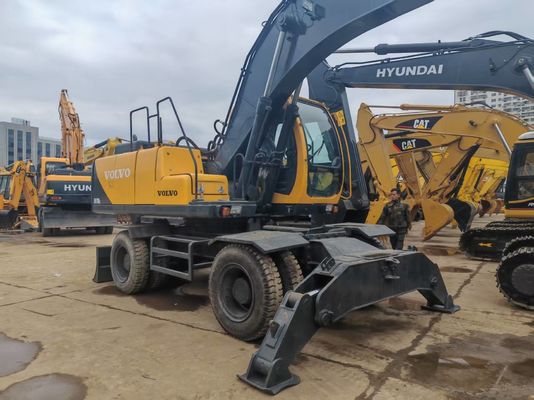 Używane Volvo EW170BLC kołowe koparki na gorąco w Ameryce Południowej
