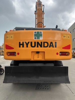 Oryginalny koreański grabarz Hyundai R210W-7 w doskonałym stanie.